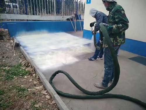 液壓聚脲噴塗機水池防水施工案例